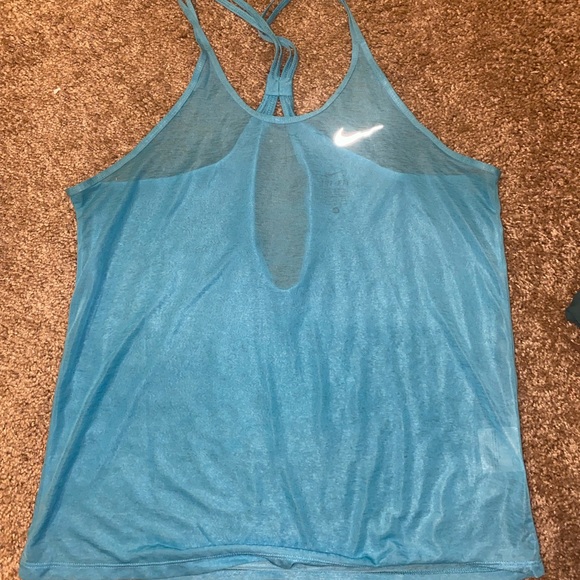Nike tank - Picture 1 of 2